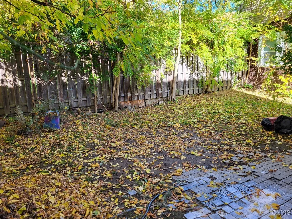 713 Hawley Avenue, Syracuse, New York 13203, Syracuse, New York 13203, 3 Bedrooms Bedrooms, 6 Rooms Rooms,1 BathroomBathrooms,Residential,For Sale,713 Hawley Avenue, Syracuse, New York 13203,0,S1647177