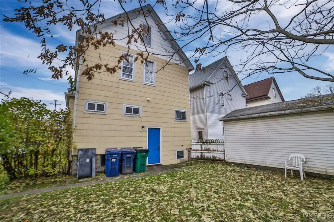 42 Buffum Street Upper, Buffalo, New York 14210, Buffalo, New York 14210, 3 Bedrooms Bedrooms, 5 Rooms Rooms,1 BathroomBathrooms,Residential Lease,Closed,42 Buffum Street Upper, Buffalo, New York 14210,0,B1644708