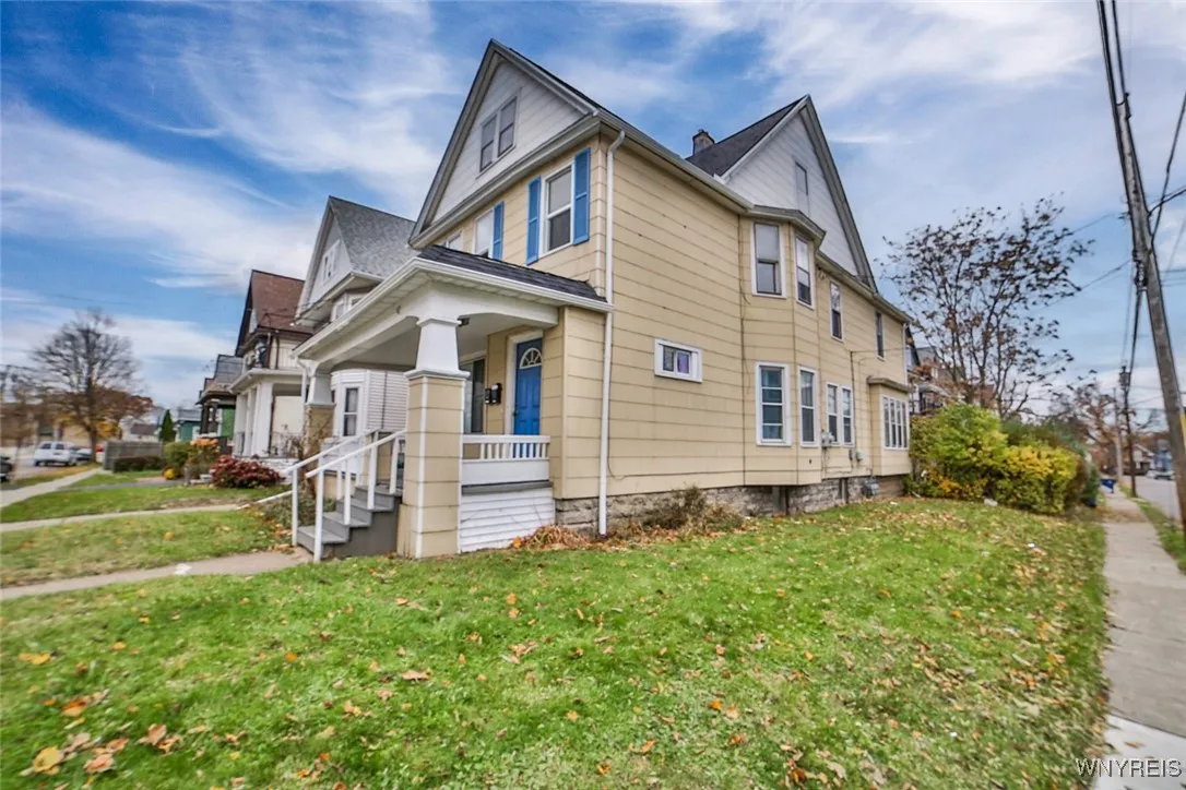 42 Buffum Street Upper, Buffalo, New York 14210, Buffalo, New York 14210, 3 Bedrooms Bedrooms, 5 Rooms Rooms,1 BathroomBathrooms,Residential Lease,Closed,42 Buffum Street Upper, Buffalo, New York 14210,0,B1644708