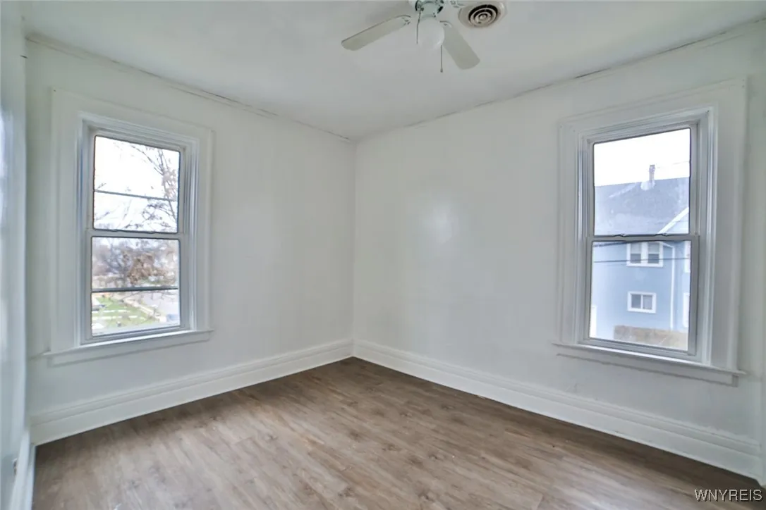 42 Buffum Street Upper, Buffalo, New York 14210, Buffalo, New York 14210, 3 Bedrooms Bedrooms, 5 Rooms Rooms,1 BathroomBathrooms,Residential Lease,Closed,42 Buffum Street Upper, Buffalo, New York 14210,0,B1644708