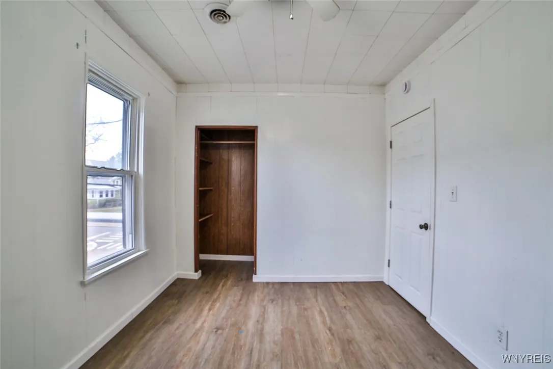 42 Buffum Street Upper, Buffalo, New York 14210, Buffalo, New York 14210, 3 Bedrooms Bedrooms, 5 Rooms Rooms,1 BathroomBathrooms,Residential Lease,Closed,42 Buffum Street Upper, Buffalo, New York 14210,0,B1644708