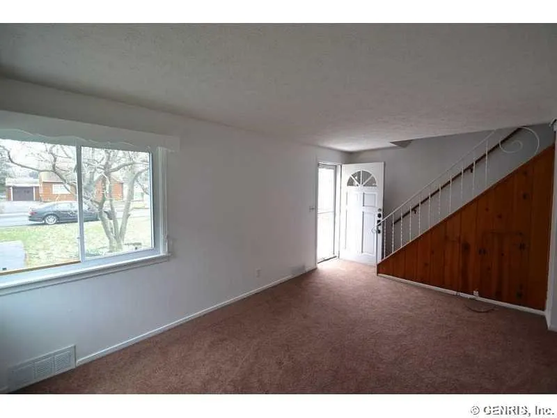 126 Colin Street, Greece, New York 14615, Greece, New York 14615, 3 Bedrooms Bedrooms, 8 Rooms Rooms,1 BathroomBathrooms,Residential Lease,For Rent,126 Colin Street, Greece, New York 14615,0,R1647341