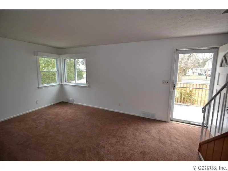 126 Colin Street, Greece, New York 14615, Greece, New York 14615, 3 Bedrooms Bedrooms, 8 Rooms Rooms,1 BathroomBathrooms,Residential Lease,For Rent,126 Colin Street, Greece, New York 14615,0,R1647341