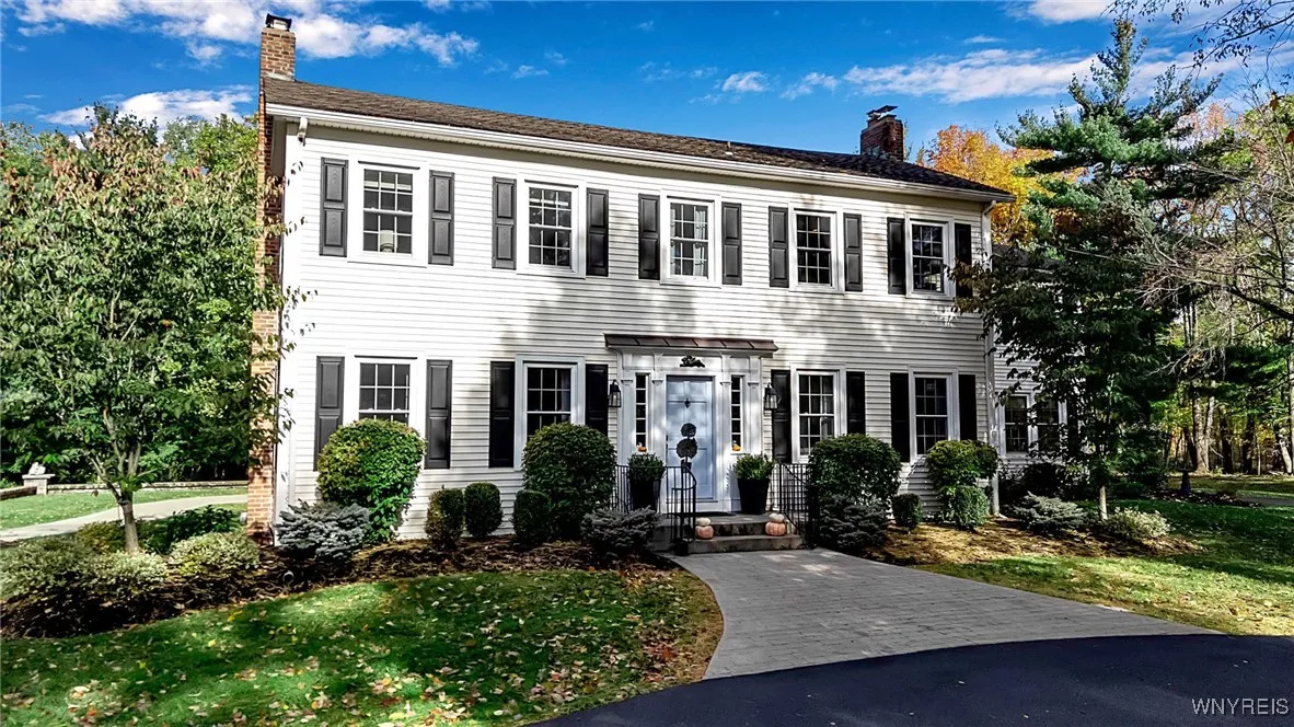 5618 Armor Duells Road, Orchard Park, New York 141, Orchard Park, New York 14127, 5 Bedrooms Bedrooms, 15 Rooms Rooms,3 BathroomsBathrooms,Residential,Closed,5618 Armor Duells Road, Orchard Park, New York 141,0,B1647153