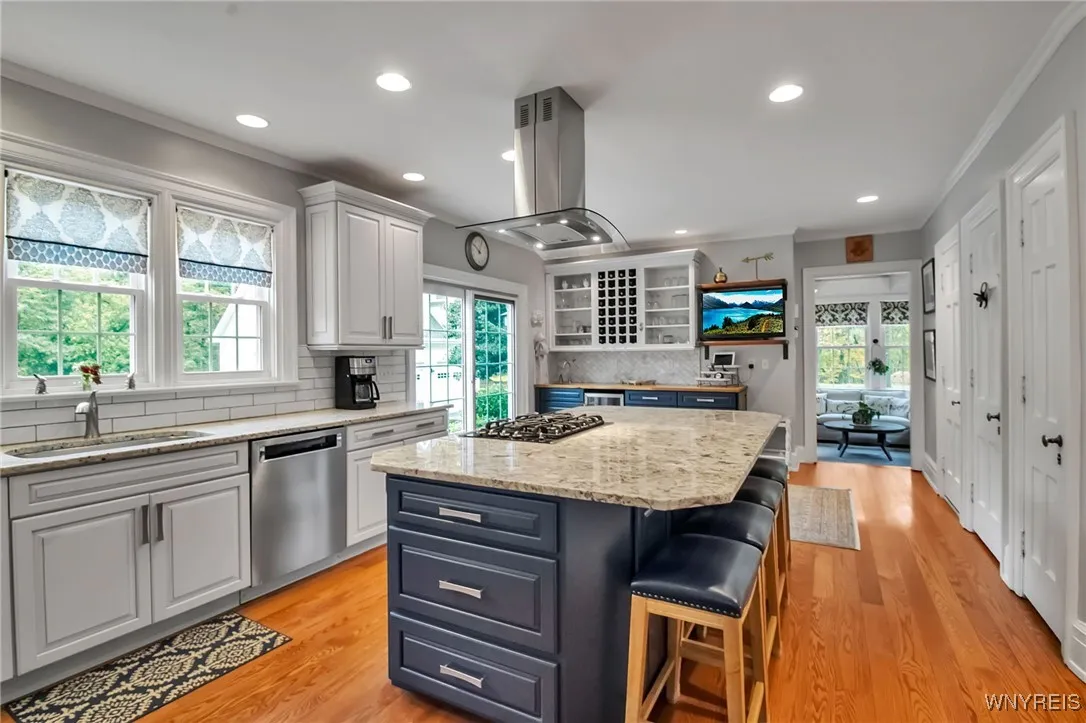 5618 Armor Duells Road, Orchard Park, New York 141, Orchard Park, New York 14127, 5 Bedrooms Bedrooms, 15 Rooms Rooms,3 BathroomsBathrooms,Residential,Closed,5618 Armor Duells Road, Orchard Park, New York 141,0,B1647153