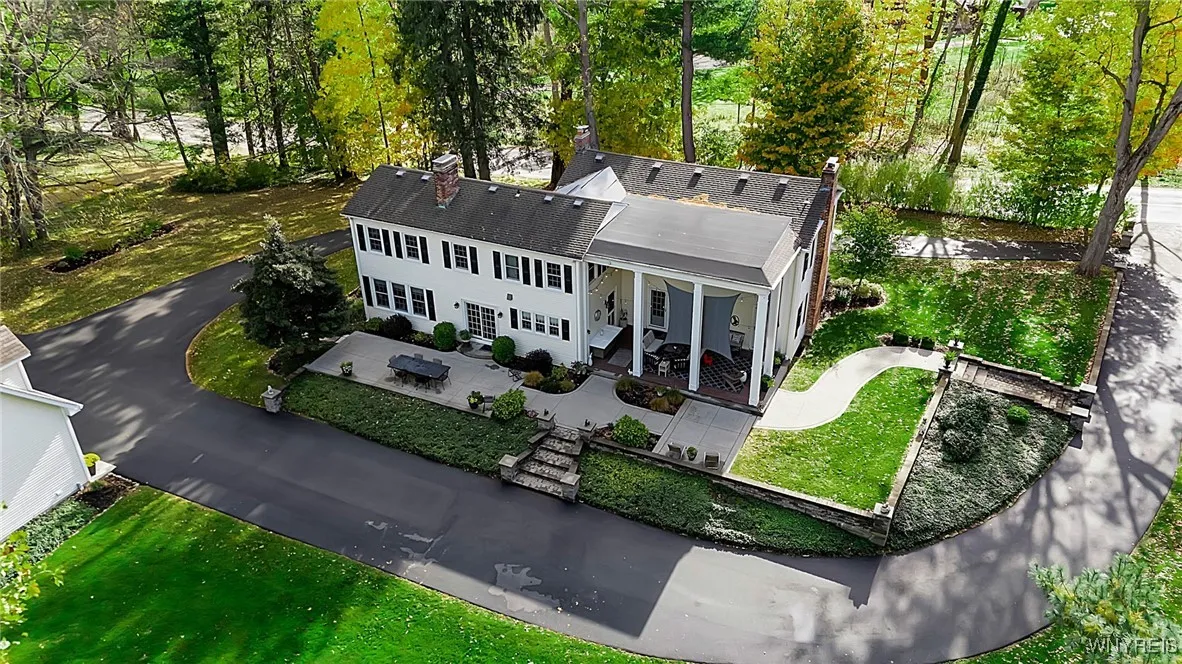 5618 Armor Duells Road, Orchard Park, New York 141, Orchard Park, New York 14127, 5 Bedrooms Bedrooms, 15 Rooms Rooms,3 BathroomsBathrooms,Residential,Closed,5618 Armor Duells Road, Orchard Park, New York 141,0,B1647153