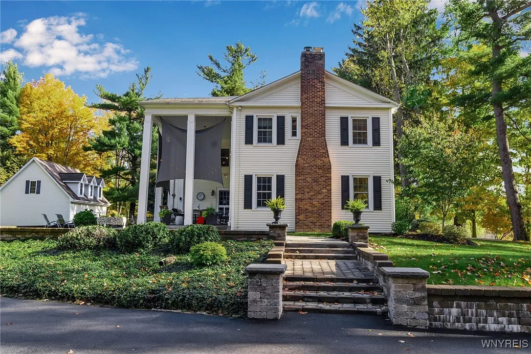 5618 Armor Duells Road, Orchard Park, New York 141, Orchard Park, New York 14127, 5 Bedrooms Bedrooms, 15 Rooms Rooms,3 BathroomsBathrooms,Residential,Closed,5618 Armor Duells Road, Orchard Park, New York 141,0,B1647153