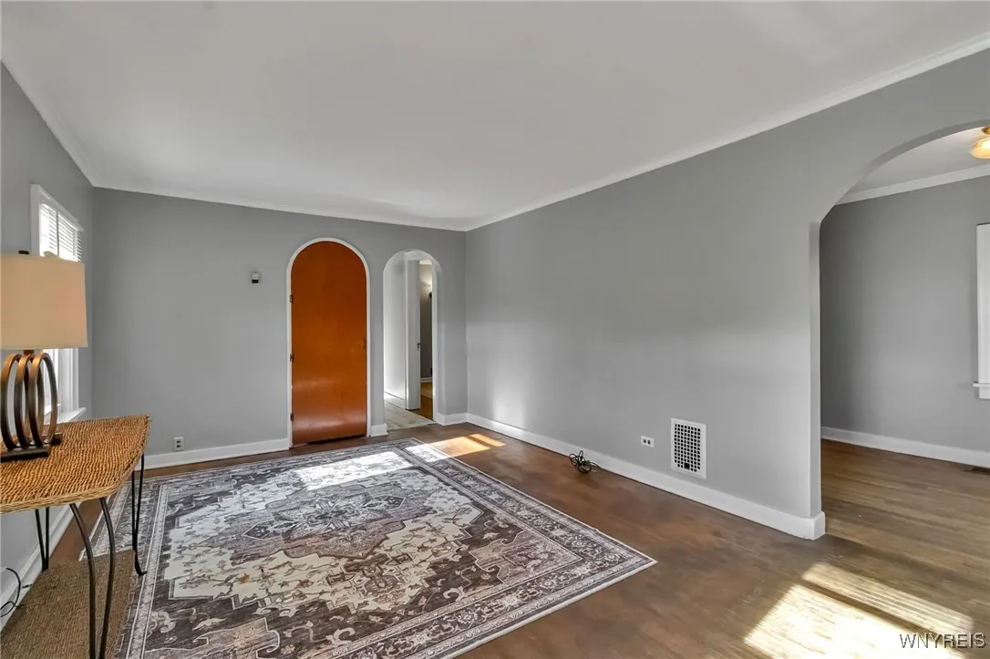 5618 Armor Duells Road, Orchard Park, New York 141, Orchard Park, New York 14127, 5 Bedrooms Bedrooms, 15 Rooms Rooms,3 BathroomsBathrooms,Residential,Closed,5618 Armor Duells Road, Orchard Park, New York 141,0,B1647153