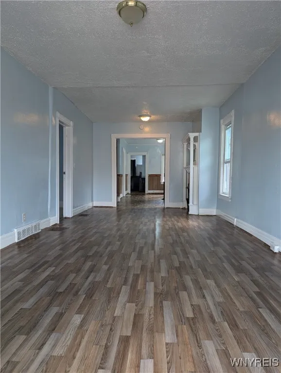 249 Auburn Avenue, Buffalo, New York 14213, Buffalo, New York 14213, 6 Bedrooms Bedrooms, ,2 BathroomsBathrooms,Residential,For Sale,249 Auburn Avenue, Buffalo, New York 14213,0,B1647488