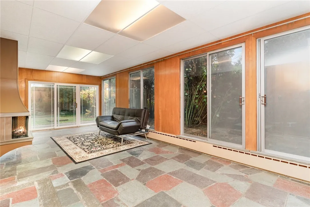 90 Durand Drive, Irondequoit, New York 14622, Irondequoit, New York 14622, 3 Bedrooms Bedrooms, 8 Rooms Rooms,2 BathroomsBathrooms,Residential,For Sale,90 Durand Drive, Irondequoit, New York 14622,0,R1647378