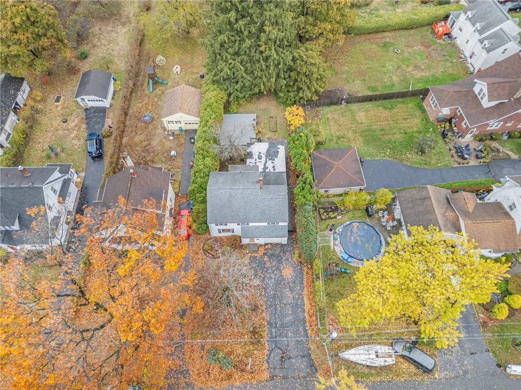 90 Durand Drive, Irondequoit, New York 14622, Irondequoit, New York 14622, 3 Bedrooms Bedrooms, 8 Rooms Rooms,2 BathroomsBathrooms,Residential,For Sale,90 Durand Drive, Irondequoit, New York 14622,0,R1647378