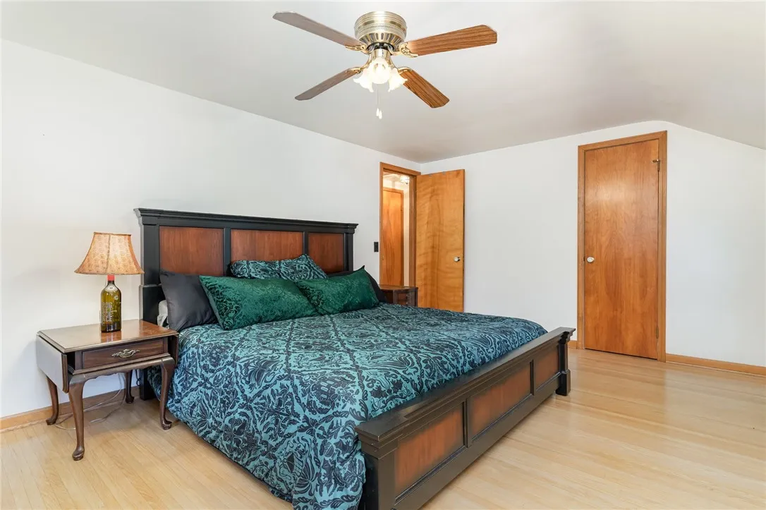 90 Durand Drive, Irondequoit, New York 14622, Irondequoit, New York 14622, 3 Bedrooms Bedrooms, 8 Rooms Rooms,2 BathroomsBathrooms,Residential,For Sale,90 Durand Drive, Irondequoit, New York 14622,0,R1647378