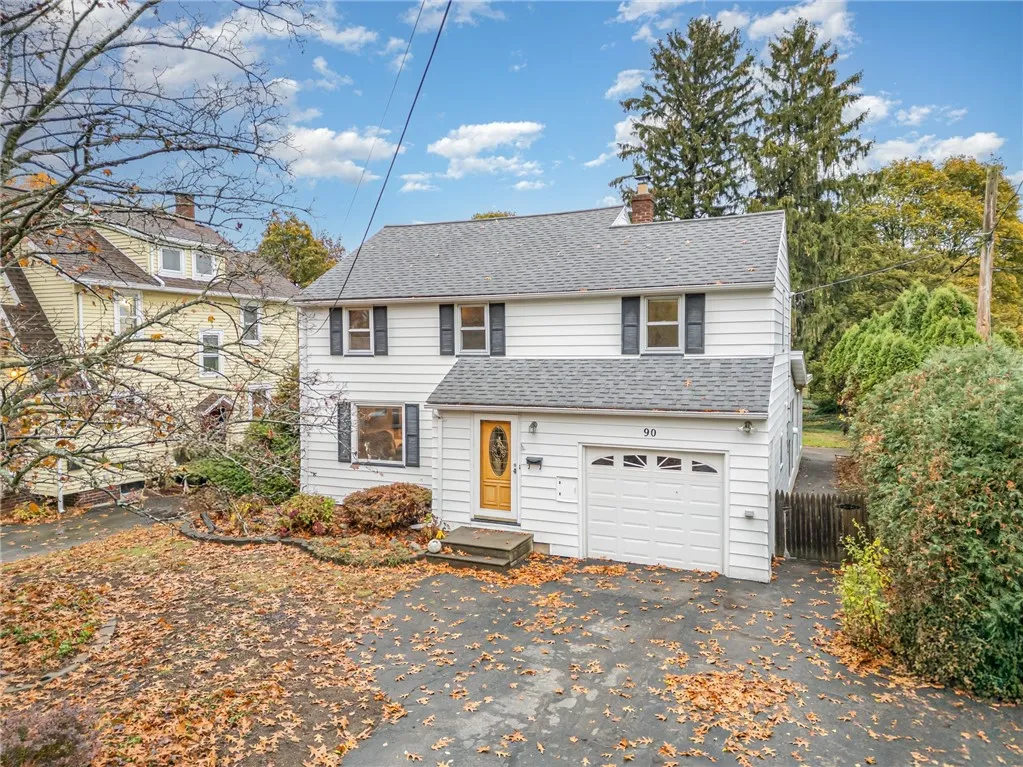 90 Durand Drive, Irondequoit, New York 14622, Irondequoit, New York 14622, 3 Bedrooms Bedrooms, 8 Rooms Rooms,2 BathroomsBathrooms,Residential,For Sale,90 Durand Drive, Irondequoit, New York 14622,0,R1647378