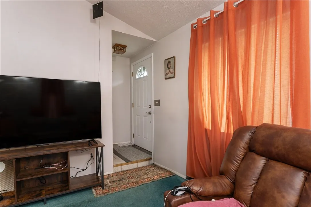 61 Windsorshire Drive, Ogden, New York 14624, Ogden, New York 14624, 3 Bedrooms Bedrooms, 5 Rooms Rooms,2 BathroomsBathrooms,Residential,For Sale,61 Windsorshire Drive, Ogden, New York 14624,0,R1647501