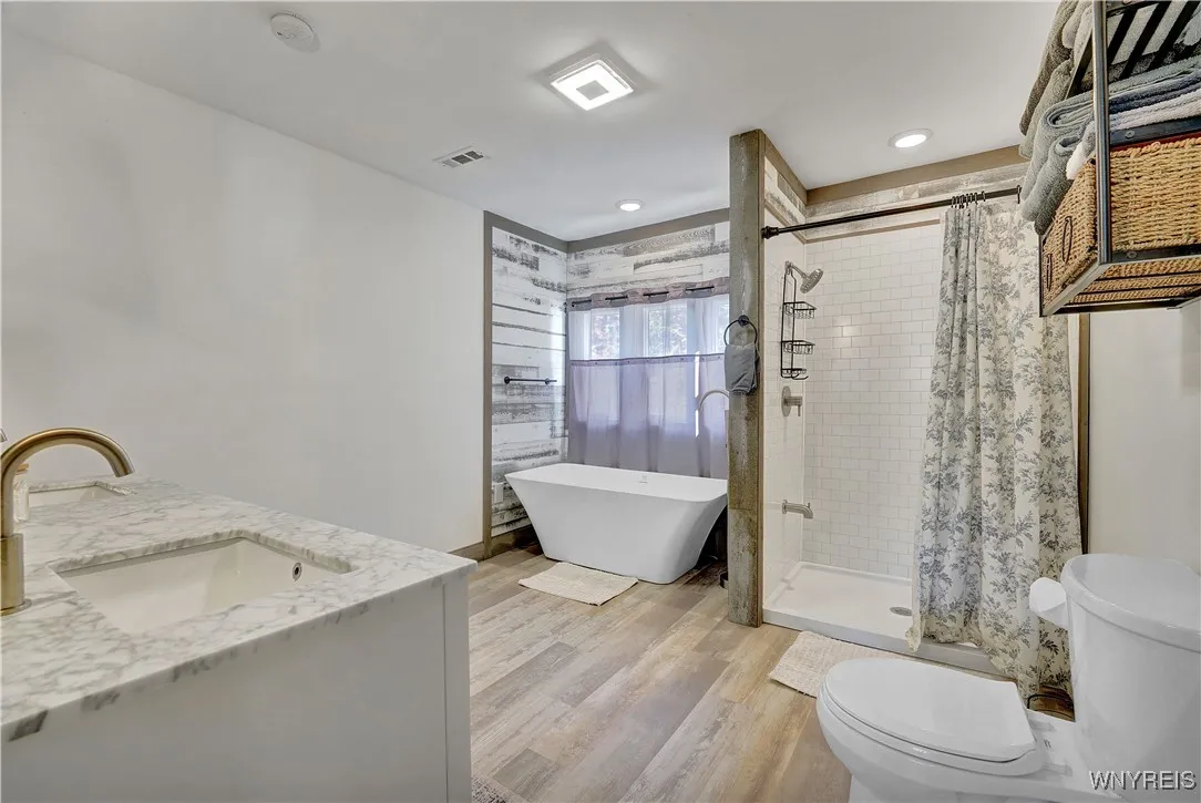 548 Herr Road, Evans, New York 14006, Evans, New York 14006, 2 Bedrooms Bedrooms, 6 Rooms Rooms,1 BathroomBathrooms,Residential,For Sale,548 Herr Road, Evans, New York 14006,0,B1647387