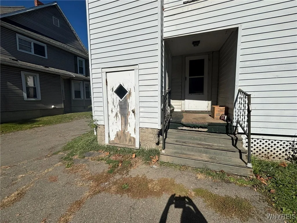 1005 Pennsylvania Avenue, Southport, New York 1490, Southport, New York 14904, 4 Bedrooms Bedrooms, ,2 BathroomsBathrooms,Residential,For Sale,1005 Pennsylvania Avenue, Southport, New York 1490,0,B1646690