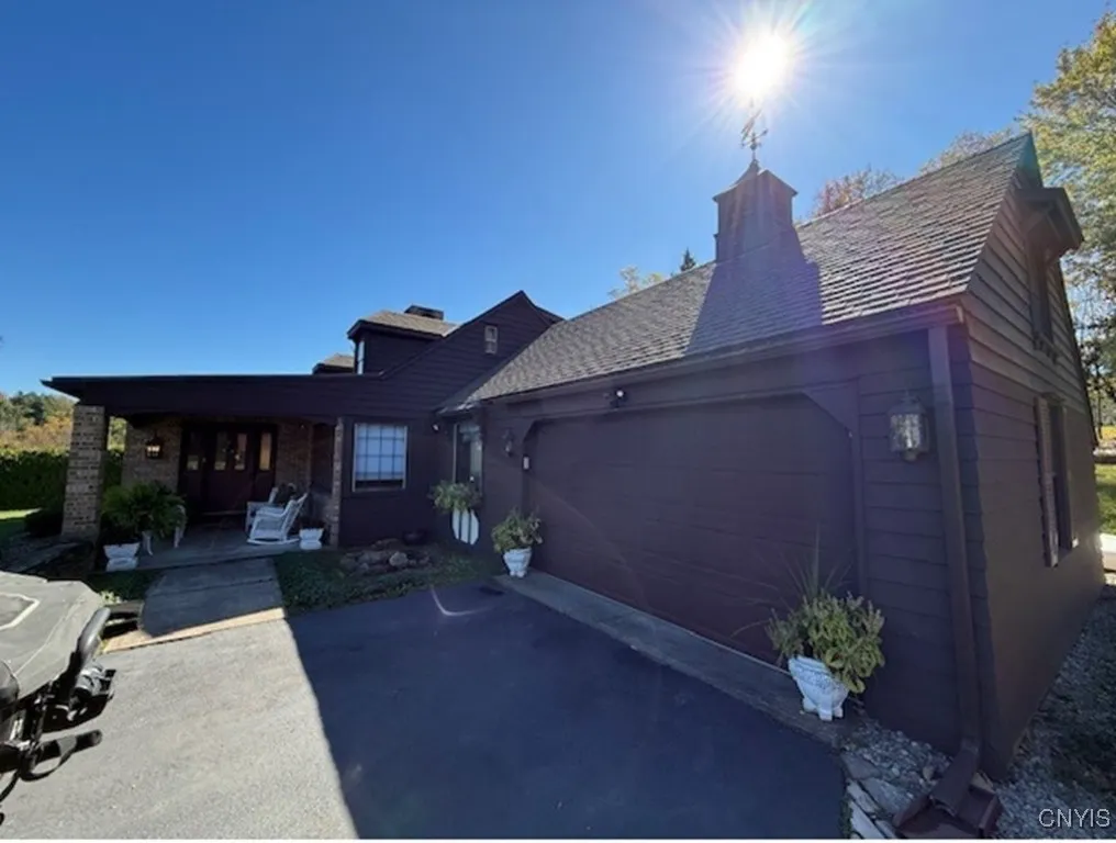 107 Sedgewick Park, New Hartford, New York 13413, New Hartford, New York 13413, 3 Bedrooms Bedrooms, 8 Rooms Rooms,2 BathroomsBathrooms,Residential,For Sale,107 Sedgewick Park, New Hartford, New York 13413,0,S1647621