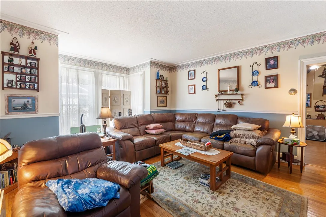 large living room w/ high ceilings