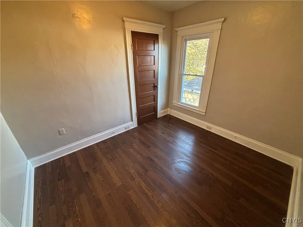 1070 South Geddes Street 1066, Syracuse, New York, Syracuse, New York 13204, 3 Bedrooms Bedrooms, 6 Rooms Rooms,1 BathroomBathrooms,Residential Lease,For Rent,1070 South Geddes Street 1066, Syracuse, New York ,0,S1647529