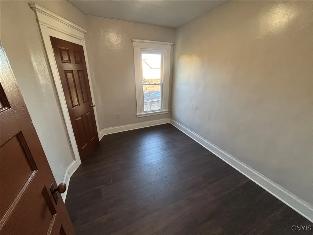 1070 South Geddes Street 1066, Syracuse, New York, Syracuse, New York 13204, 3 Bedrooms Bedrooms, 6 Rooms Rooms,1 BathroomBathrooms,Residential Lease,For Rent,1070 South Geddes Street 1066, Syracuse, New York ,0,S1647529