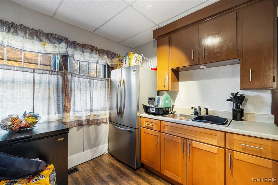 1130 Cleveland Avenue, Niagara Falls, New York 143, Niagara Falls, New York 14305, 7 Bedrooms Bedrooms, ,3 BathroomsBathrooms,Residential,For Sale,1130 Cleveland Avenue, Niagara Falls, New York 143,0,B1645747
