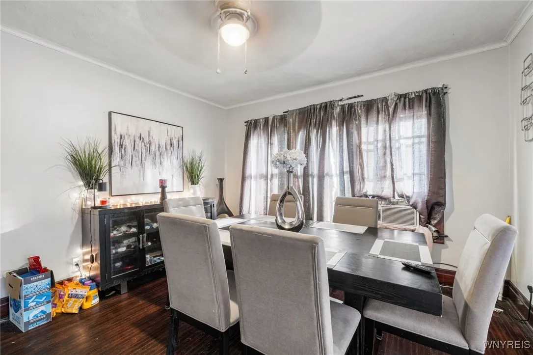 1130 Cleveland Avenue, Niagara Falls, New York 143, Niagara Falls, New York 14305, 7 Bedrooms Bedrooms, ,3 BathroomsBathrooms,Residential,For Sale,1130 Cleveland Avenue, Niagara Falls, New York 143,0,B1645747