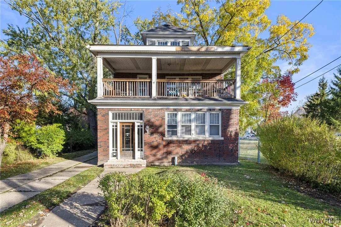 1130 Cleveland Avenue, Niagara Falls, New York 143, Niagara Falls, New York 14305, 7 Bedrooms Bedrooms, ,3 BathroomsBathrooms,Residential,For Sale,1130 Cleveland Avenue, Niagara Falls, New York 143,0,B1645747