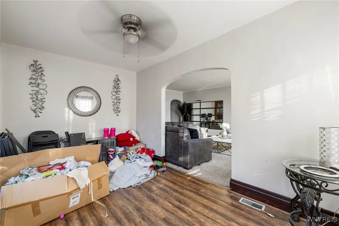 1130 Cleveland Avenue, Niagara Falls, New York 143, Niagara Falls, New York 14305, 7 Bedrooms Bedrooms, ,3 BathroomsBathrooms,Residential,For Sale,1130 Cleveland Avenue, Niagara Falls, New York 143,0,B1645747