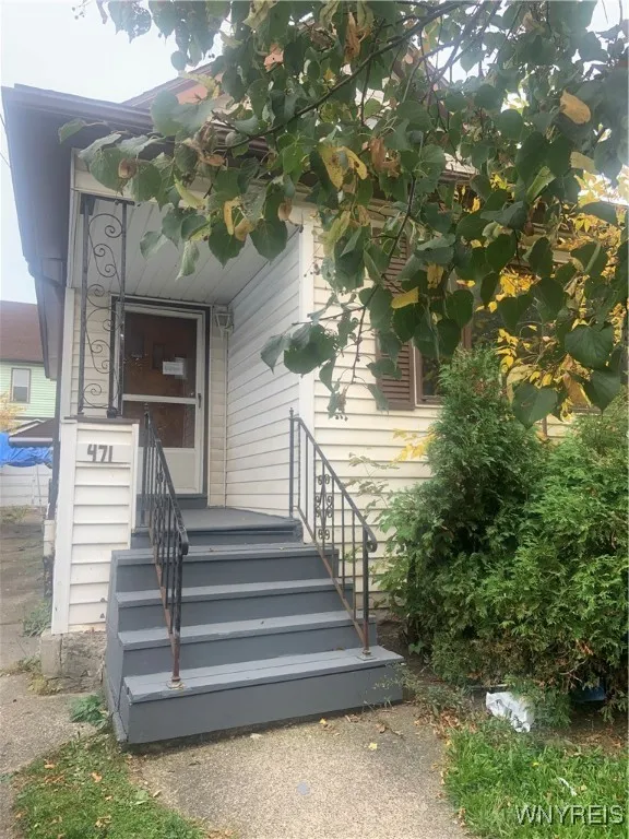471 Doat Street, Buffalo, New York 14211, Buffalo, New York 14211, 4 Bedrooms Bedrooms, 7 Rooms Rooms,1 BathroomBathrooms,Residential Lease,Closed,471 Doat Street, Buffalo, New York 14211,0,B1647284