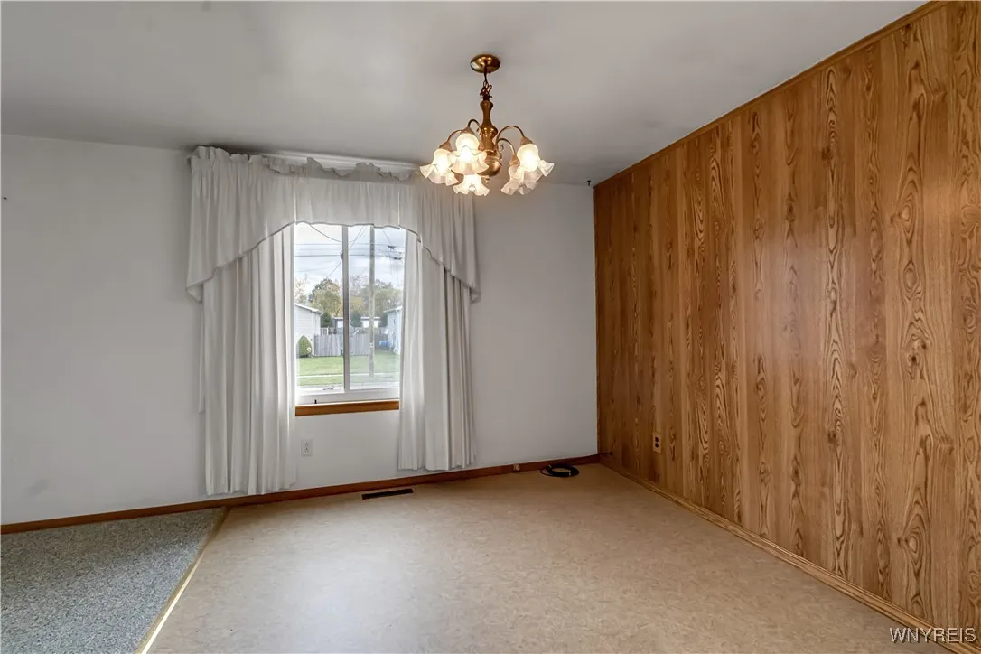 50 Vanderbilt Avenue, Cheektowaga, New York 14043, Cheektowaga, New York 14043, 4 Bedrooms Bedrooms, 7 Rooms Rooms,2 BathroomsBathrooms,Residential,For Sale,50 Vanderbilt Avenue, Cheektowaga, New York 14043,0,B1647534