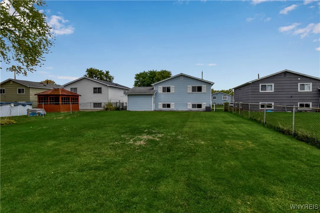 50 Vanderbilt Avenue, Cheektowaga, New York 14043, Cheektowaga, New York 14043, 4 Bedrooms Bedrooms, 7 Rooms Rooms,2 BathroomsBathrooms,Residential,For Sale,50 Vanderbilt Avenue, Cheektowaga, New York 14043,0,B1647534