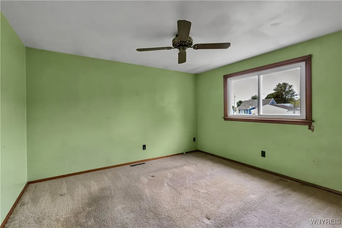 50 Vanderbilt Avenue, Cheektowaga, New York 14043, Cheektowaga, New York 14043, 4 Bedrooms Bedrooms, 7 Rooms Rooms,2 BathroomsBathrooms,Residential,For Sale,50 Vanderbilt Avenue, Cheektowaga, New York 14043,0,B1647534