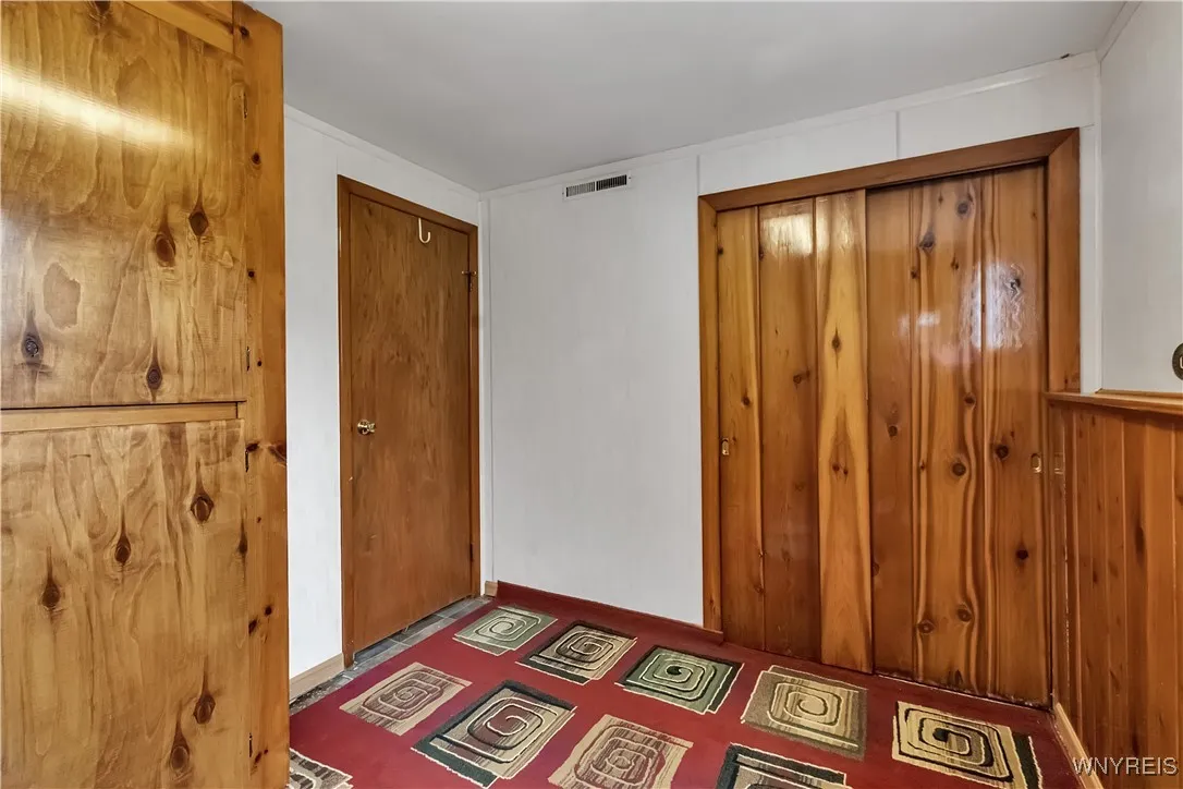 50 Vanderbilt Avenue, Cheektowaga, New York 14043, Cheektowaga, New York 14043, 4 Bedrooms Bedrooms, 7 Rooms Rooms,2 BathroomsBathrooms,Residential,For Sale,50 Vanderbilt Avenue, Cheektowaga, New York 14043,0,B1647534