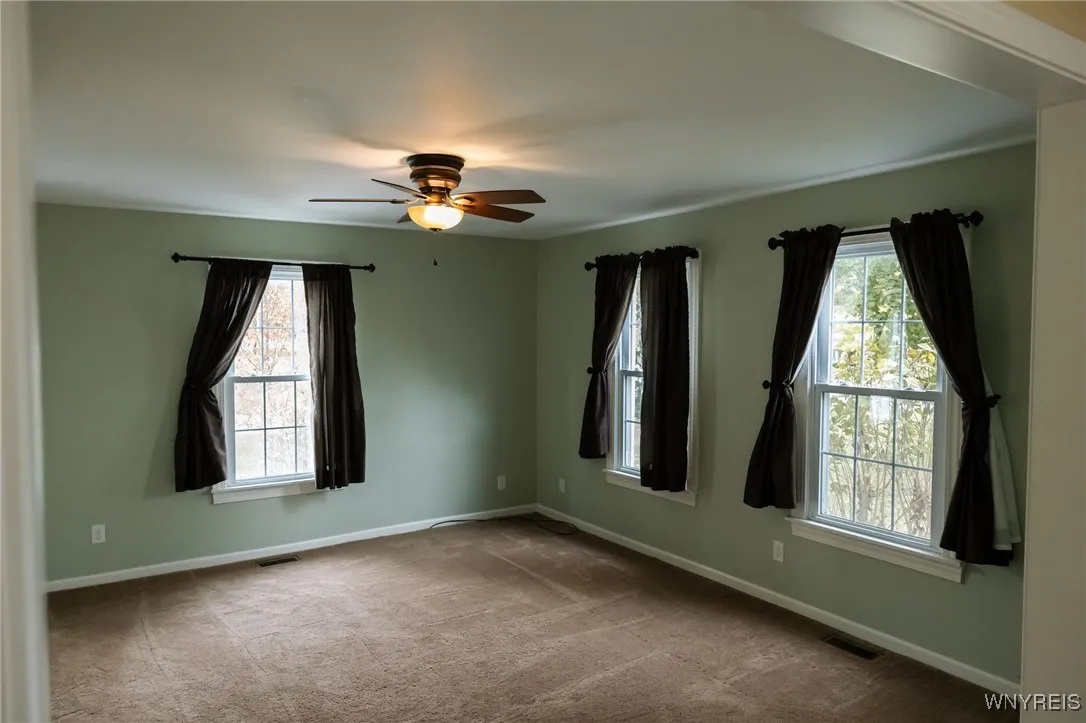 8484 Chestnut Ridge Road, Royalton, New York 14067, Royalton, New York 14067, 3 Bedrooms Bedrooms, ,2 BathroomsBathrooms,Residential,For Sale,8484 Chestnut Ridge Road, Royalton, New York 14067,0,B1643404