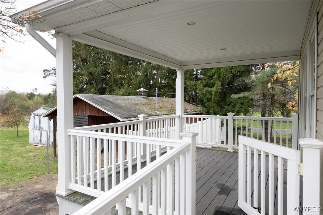 8484 Chestnut Ridge Road, Royalton, New York 14067, Royalton, New York 14067, 3 Bedrooms Bedrooms, ,2 BathroomsBathrooms,Residential,For Sale,8484 Chestnut Ridge Road, Royalton, New York 14067,0,B1643404