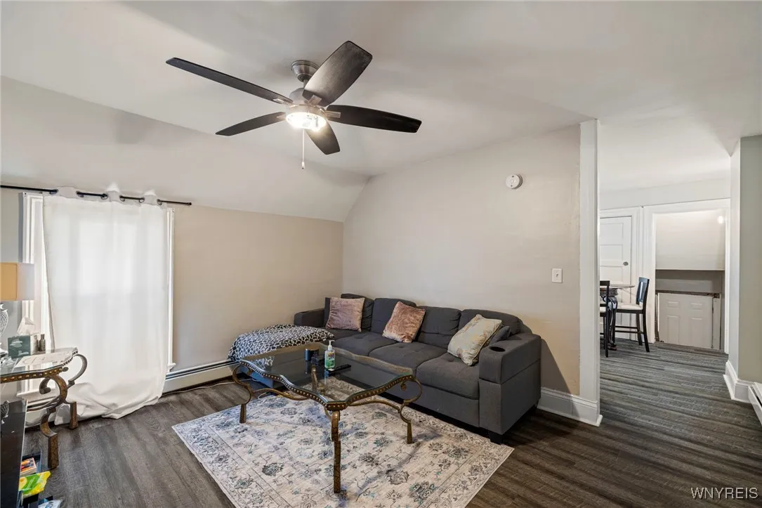 385 Oliver Street 3, North Tonawanda, New York 141, North Tonawanda, New York 14120, 6 Bedrooms Bedrooms, ,4 BathroomsBathrooms,Residential,Closed,385 Oliver Street 3, North Tonawanda, New York 141,0,B1646558