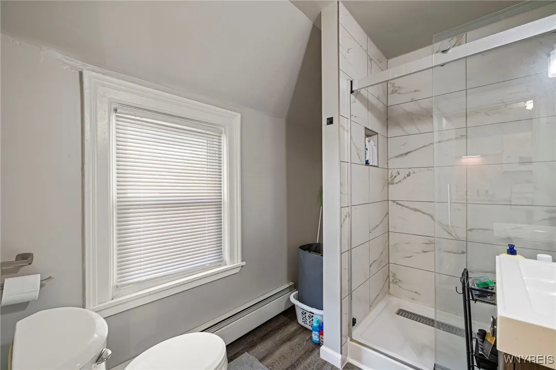 385 Oliver Street 3, North Tonawanda, New York 141, North Tonawanda, New York 14120, 6 Bedrooms Bedrooms, ,4 BathroomsBathrooms,Residential,Closed,385 Oliver Street 3, North Tonawanda, New York 141,0,B1646558