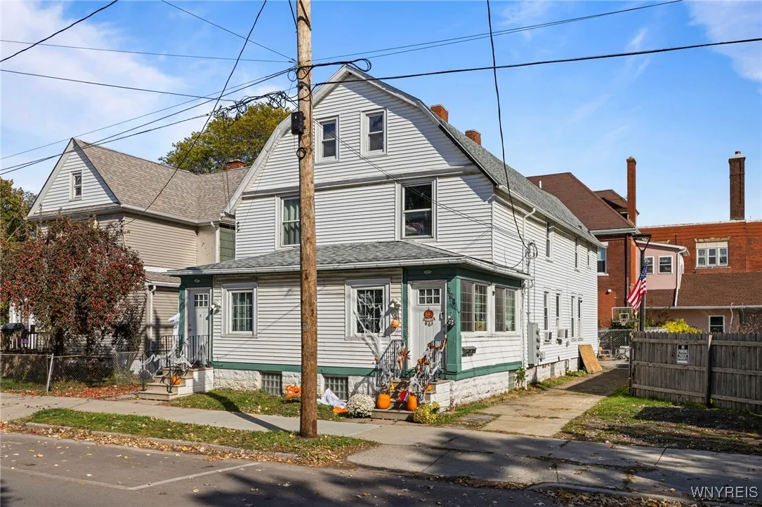 385 Oliver Street 3, North Tonawanda, New York 141, North Tonawanda, New York 14120, 6 Bedrooms Bedrooms, ,4 BathroomsBathrooms,Residential,Closed,385 Oliver Street 3, North Tonawanda, New York 141,0,B1646558