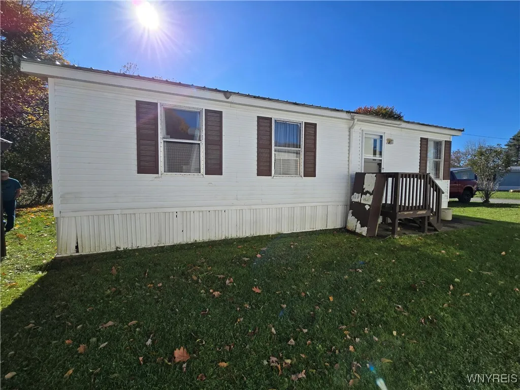 2070 Hemstreet Road, Aurora, New York 14052, Aurora, New York 14052, 3 Bedrooms Bedrooms, 6 Rooms Rooms,1 BathroomBathrooms,Residential,For Sale,2070 Hemstreet Road, Aurora, New York 14052,0,B1647608