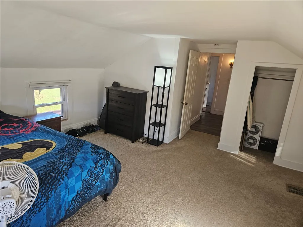 1614 Pennsylvania Avenue, Southport, New York 1487, Southport, New York 14871, 4 Bedrooms Bedrooms, 9 Rooms Rooms,1 BathroomBathrooms,Residential,For Sale,1614 Pennsylvania Avenue, Southport, New York 1487,0,R1647394