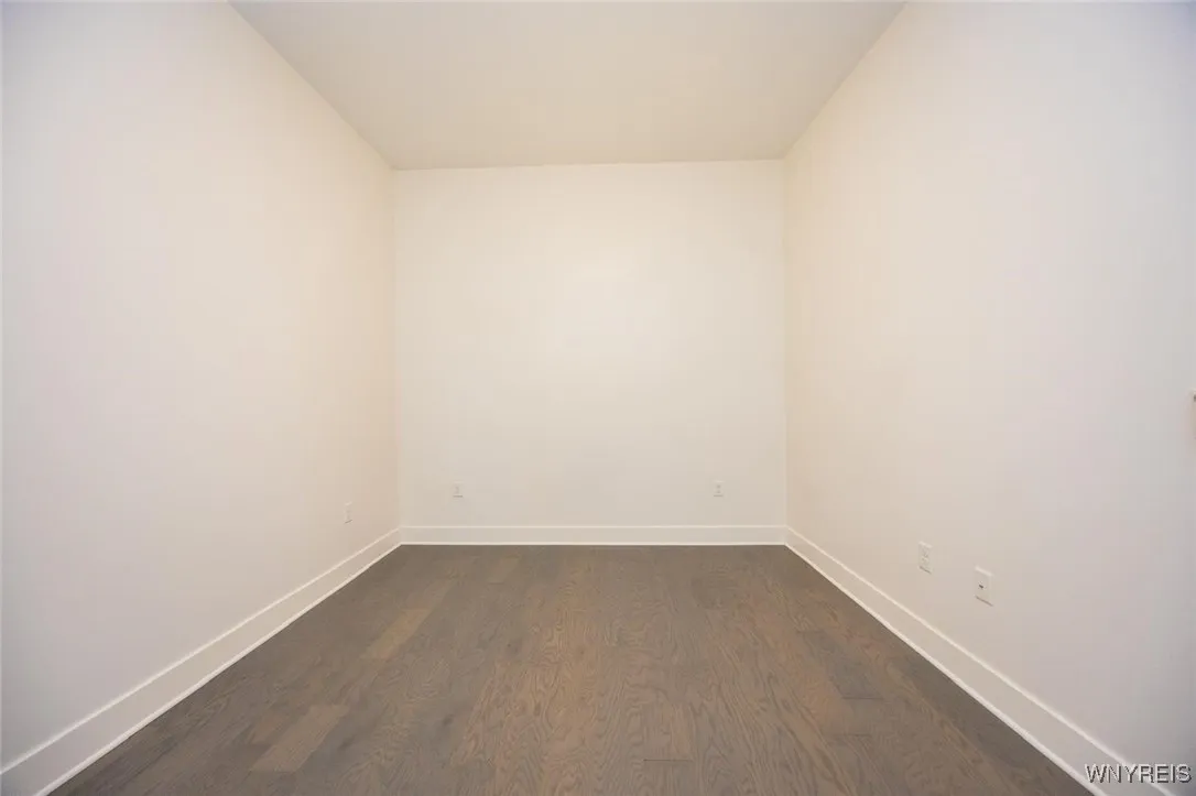 1020 Elmwood 402, Buffalo, New York 14422, Buffalo, New York 14222, 2 Bedrooms Bedrooms, 5 Rooms Rooms,1 BathroomBathrooms,Residential Lease,Closed,1020 Elmwood 402, Buffalo, New York 14422,0,B1647021