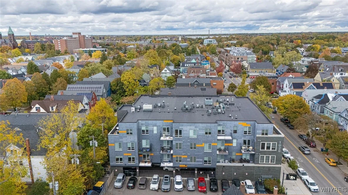 1020 Elmwood 402, Buffalo, New York 14422, Buffalo, New York 14222, 2 Bedrooms Bedrooms, 5 Rooms Rooms,1 BathroomBathrooms,Residential Lease,Closed,1020 Elmwood 402, Buffalo, New York 14422,0,B1647021
