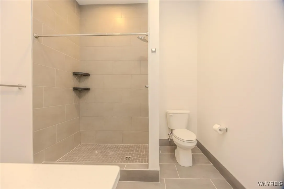 1020 Elmwood 402, Buffalo, New York 14422, Buffalo, New York 14222, 2 Bedrooms Bedrooms, 5 Rooms Rooms,1 BathroomBathrooms,Residential Lease,Closed,1020 Elmwood 402, Buffalo, New York 14422,0,B1647021
