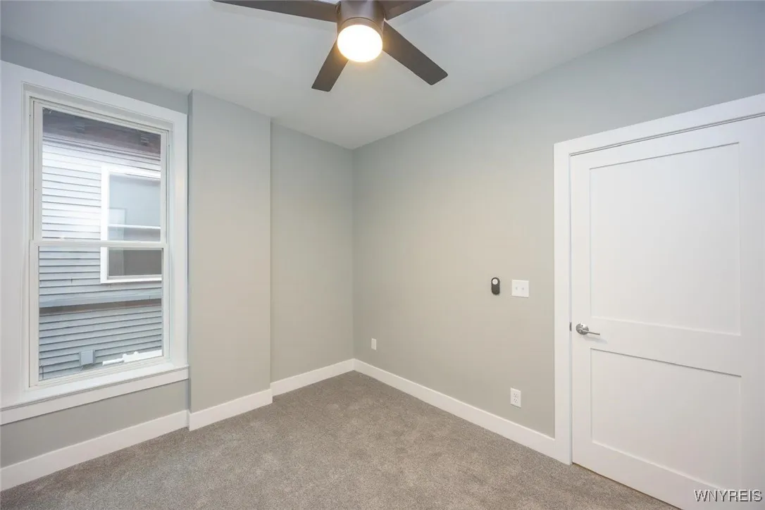 1008 Elmwood, Buffalo, New York 14222, Buffalo, New York 14222, 2 Bedrooms Bedrooms, 5 Rooms Rooms,1 BathroomBathrooms,Residential Lease,For Rent,1008 Elmwood, Buffalo, New York 14222,0,B1647023