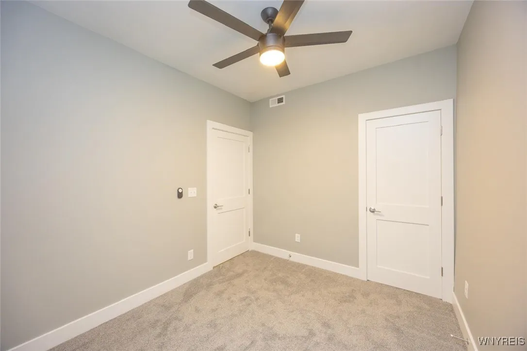 1008 Elmwood, Buffalo, New York 14222, Buffalo, New York 14222, 2 Bedrooms Bedrooms, 5 Rooms Rooms,1 BathroomBathrooms,Residential Lease,For Rent,1008 Elmwood, Buffalo, New York 14222,0,B1647023
