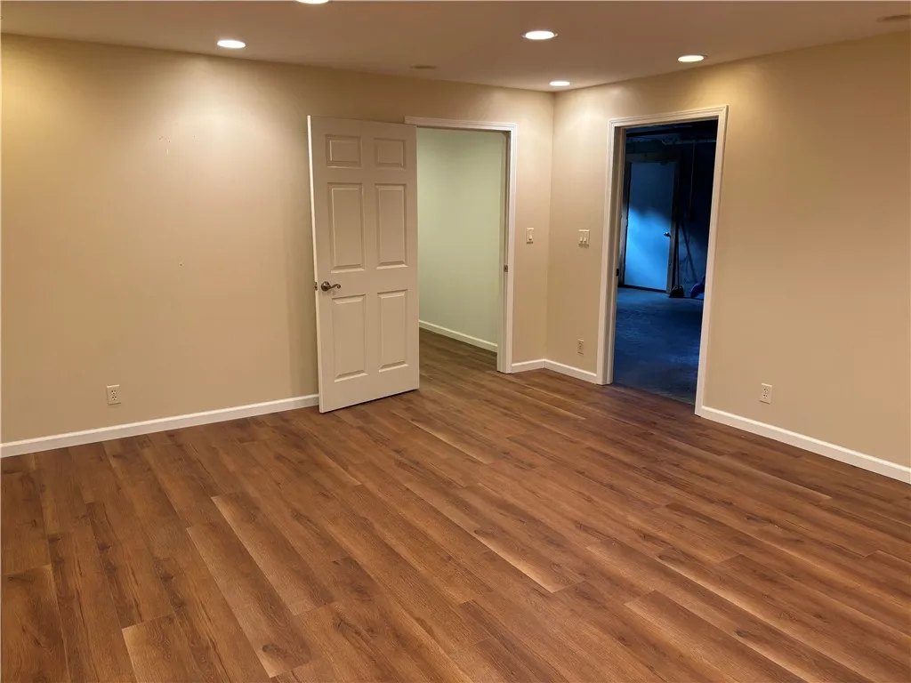 124 Glenn Lane, Morris, New York 13843, Morris, New York 13843, 2 Bedrooms Bedrooms, 8 Rooms Rooms,2 BathroomsBathrooms,Residential,For Sale,124 Glenn Lane, Morris, New York 13843,0,R1646385