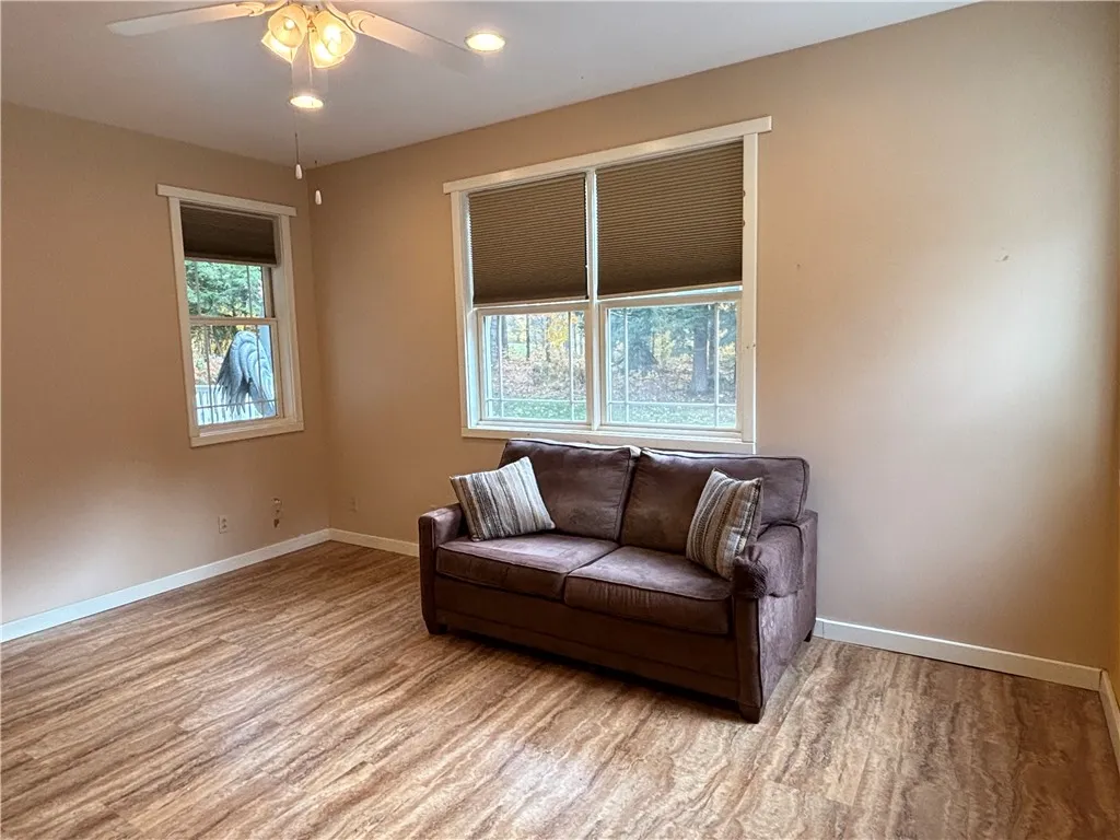 124 Glenn Lane, Morris, New York 13843, Morris, New York 13843, 2 Bedrooms Bedrooms, 8 Rooms Rooms,2 BathroomsBathrooms,Residential,For Sale,124 Glenn Lane, Morris, New York 13843,0,R1646385