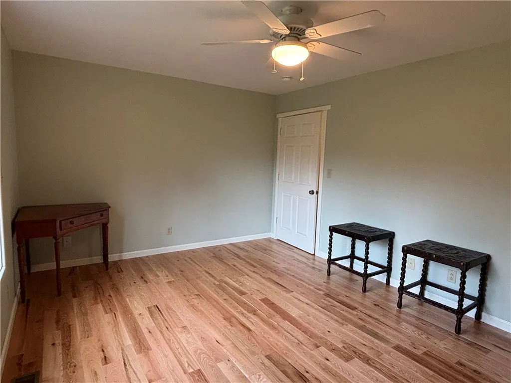 Spacious 2nd Bedroom