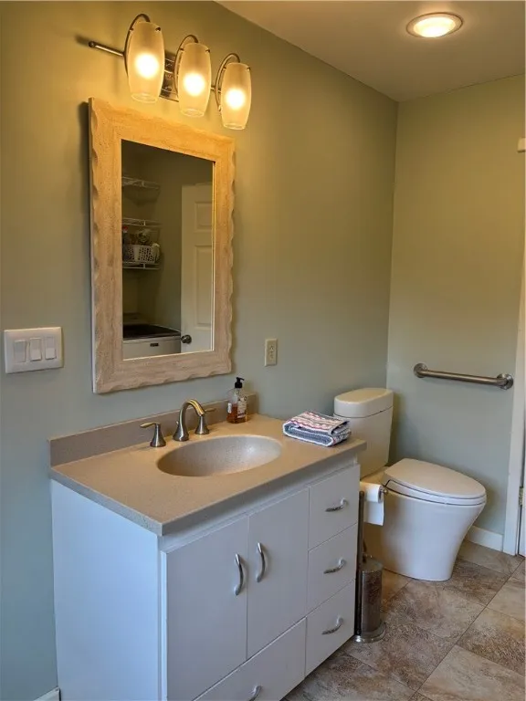 124 Glenn Lane, Morris, New York 13843, Morris, New York 13843, 2 Bedrooms Bedrooms, 8 Rooms Rooms,2 BathroomsBathrooms,Residential,For Sale,124 Glenn Lane, Morris, New York 13843,0,R1646385