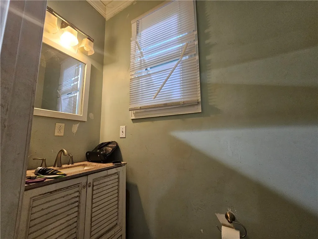 634 Pennsylvania Avenue, Elmira City, New York 149, Elmira City, New York 14904, 4 Bedrooms Bedrooms, 8 Rooms Rooms,1 BathroomBathrooms,Residential,For Sale,634 Pennsylvania Avenue, Elmira City, New York 149,0,R1647357